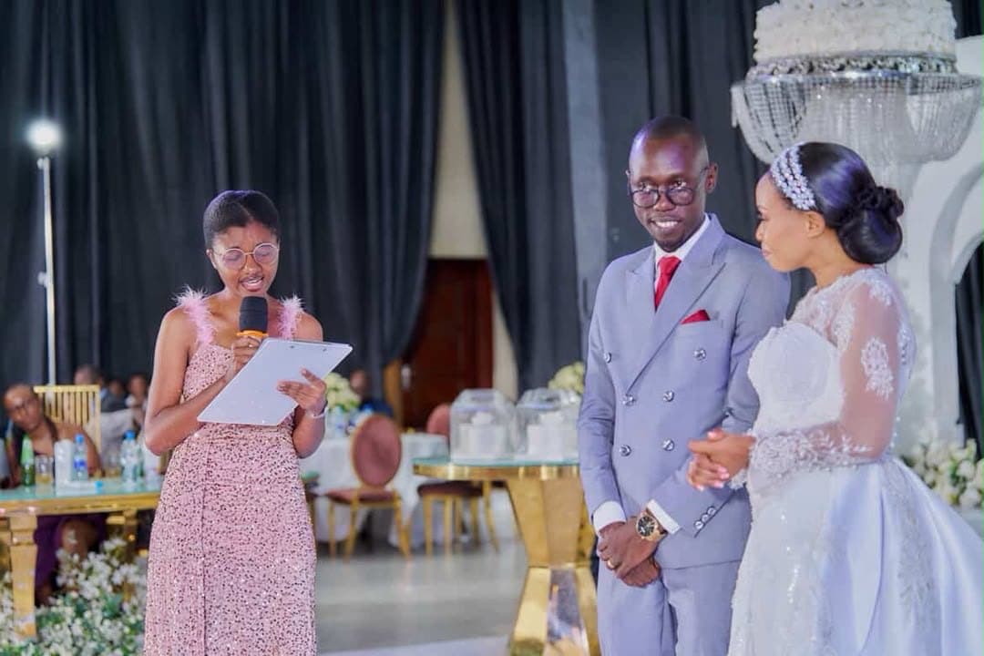 Hosting at the altar